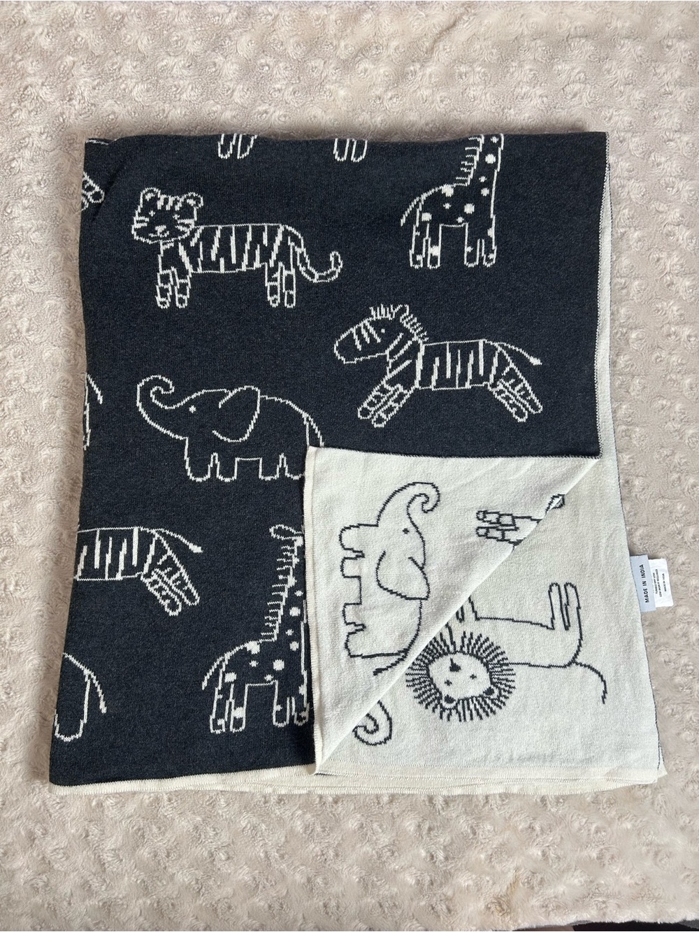 Made in India Safari Animals Baby Blanket Zebra Giraffe Elephant Sweater Knit